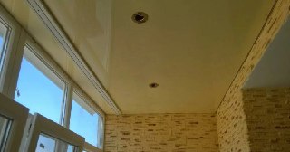 Натяжной потолок на балкон Качканар, цена 6103 руб.